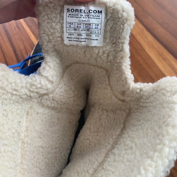 Sorel winter boots - Picture 4 of 6